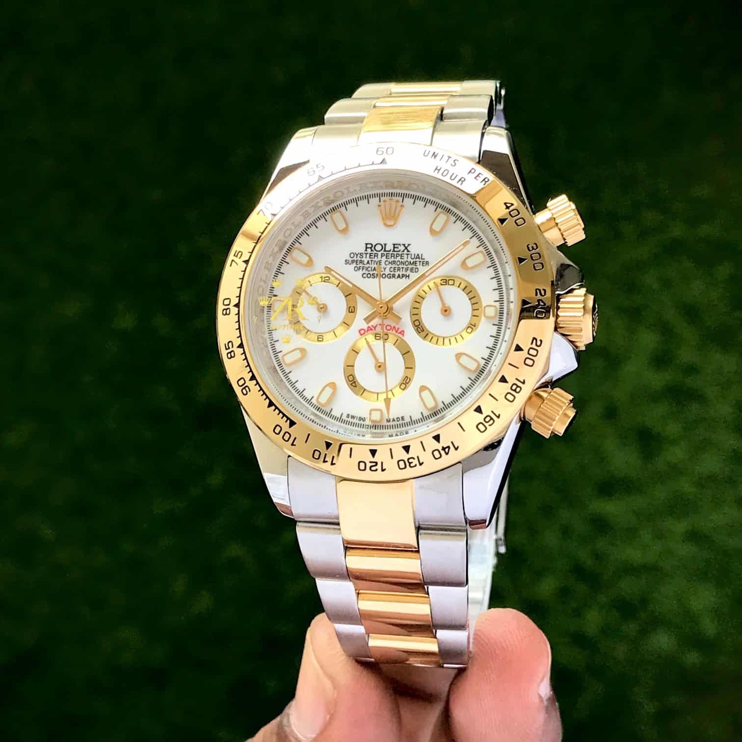 Rolex Cosmograph Daytona Oyster, 40 mm, Oystersteel and yellow gold M126503-0001